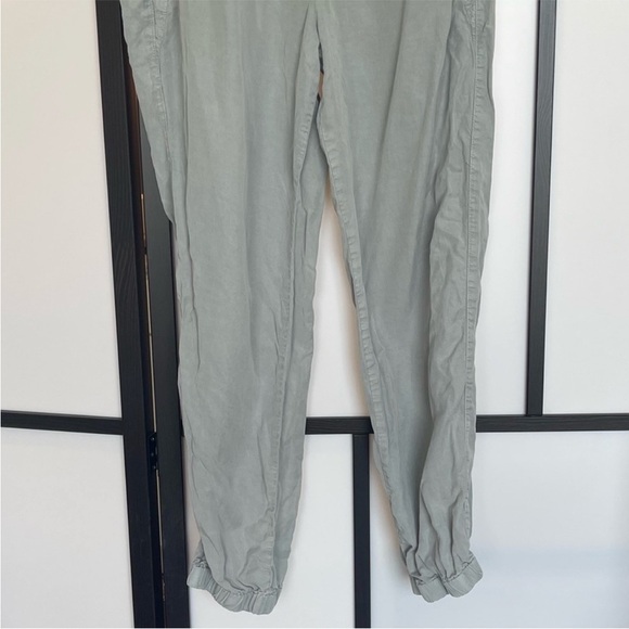 Sanctuary utility Jogger pants. Size Large - Picture 2 of 11